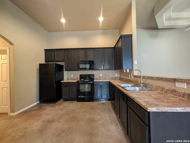 228 ANNE LOUISE DR Unit A New Braunfels, TX 78130