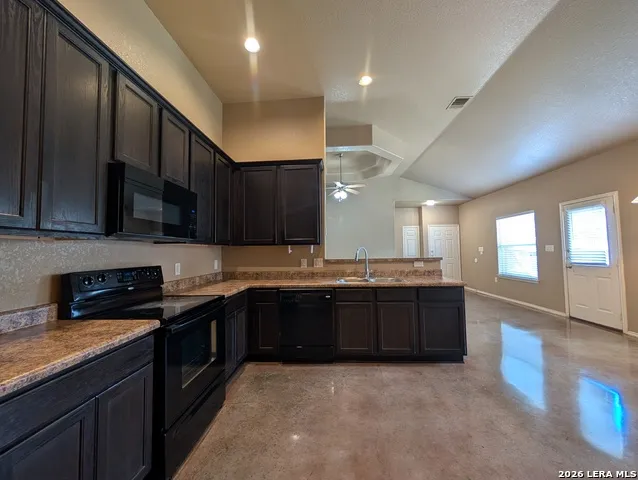 228 ANNE LOUISE DR Unit A New Braunfels, TX 78130