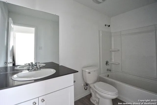 3812 Far Horizon Seguin, TX 78155