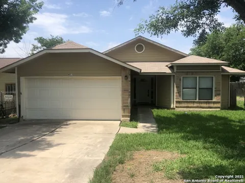 8515 Maple Ridge Dr