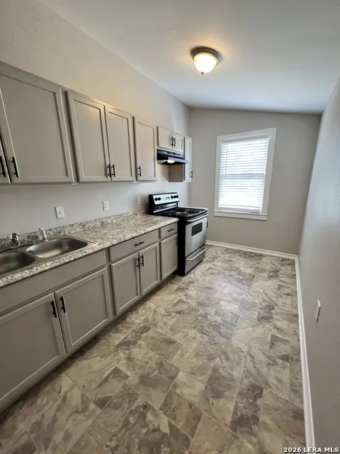 319 HARDING PL Unit 2 San Antonio, TX 78203