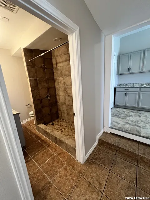 319 HARDING PL Unit 2 San Antonio, TX 78203
