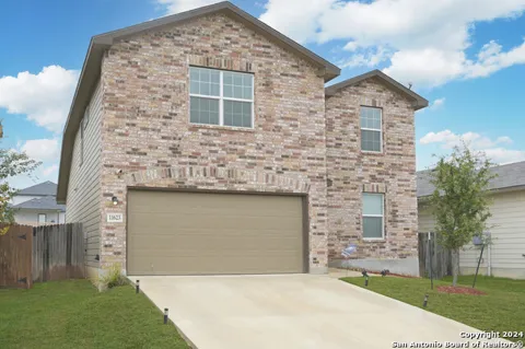 11623 BLACKMORE LEAP
