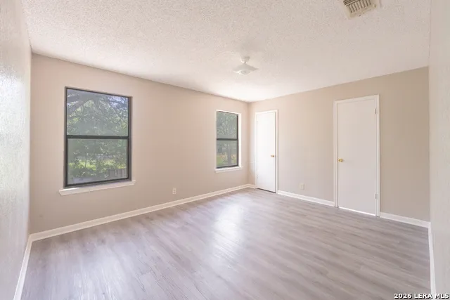 1515 Geneva St Castroville, TX 78009