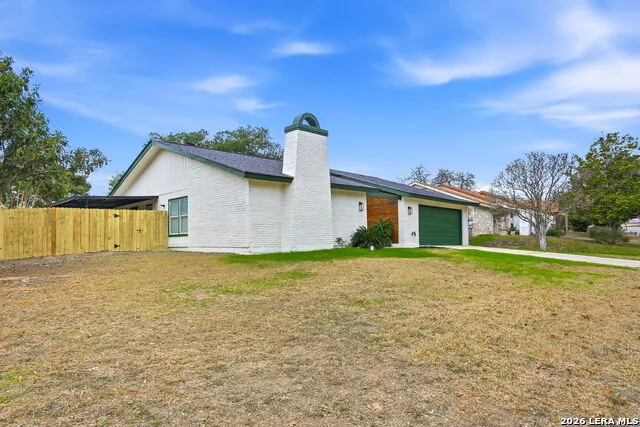 13403 Centerbrook Universal City, TX 78148