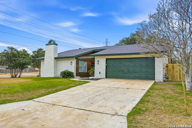 13403 Centerbrook Universal City, TX 78148