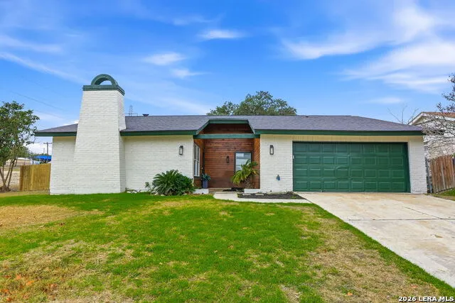 13403 Centerbrook Universal City, TX 78148