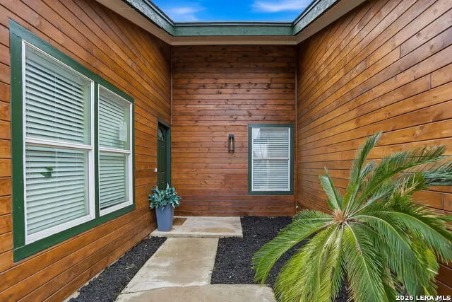 13403 Centerbrook Universal City, TX 78148