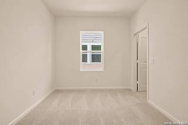 1117 King Eider Adkins, TX 78101