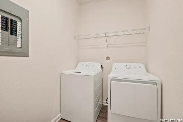 1117 King Eider Adkins, TX 78101