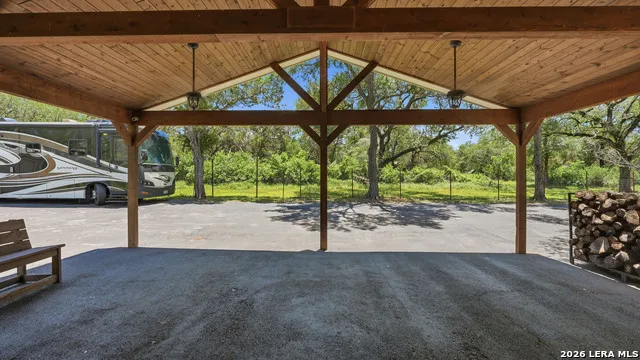 2694 Fm 2722 New Braunfels, TX 78132