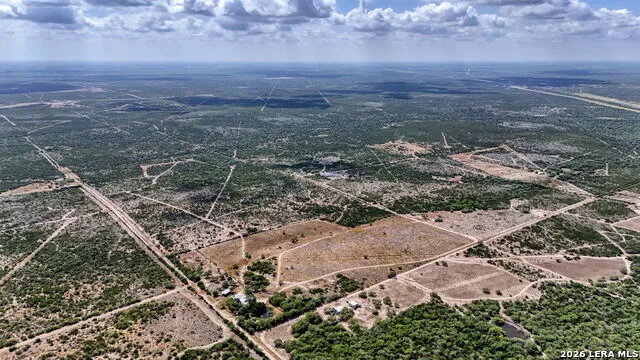 2347 Frontier 5 Freer, TX 78357
