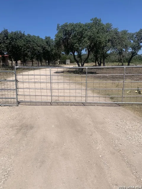 0 0 Hondo, TX 78861
