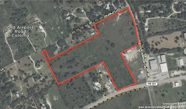 000 FM 351 Beeville, TX 78102