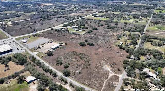 000 FM 351 Beeville, TX 78102