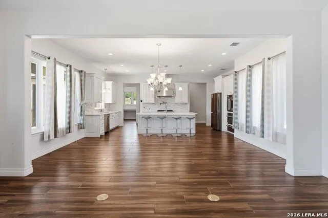 103 William Tobin Blanco, TX 78606