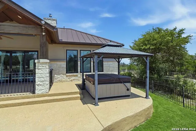 103 William Tobin Blanco, TX 78606