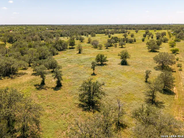 509 BUTTER LN Seguin, TX 78155