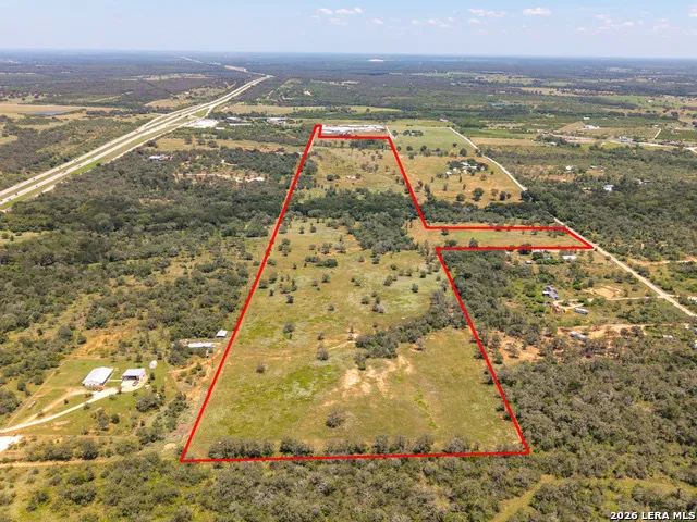 509 BUTTER LN Seguin, TX 78155