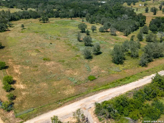 509 BUTTER LN Seguin, TX 78155