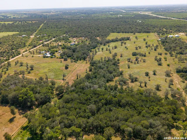 509 BUTTER LN Seguin, TX 78155