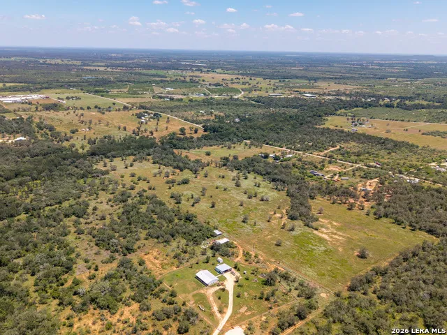 509 BUTTER LN Seguin, TX 78155