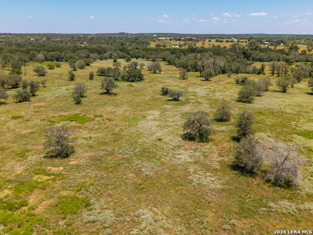 509 BUTTER LN Seguin, TX 78155