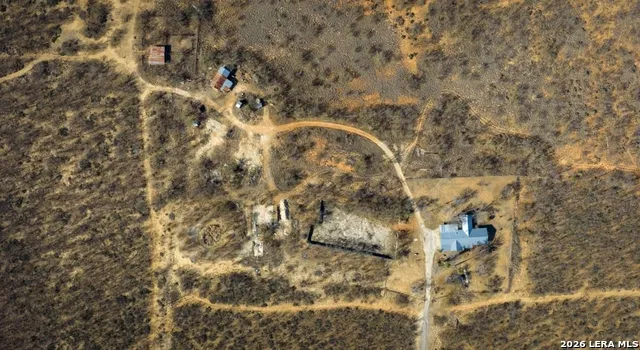 1799 Shumaca Road Carrizo Springs, TX 78834