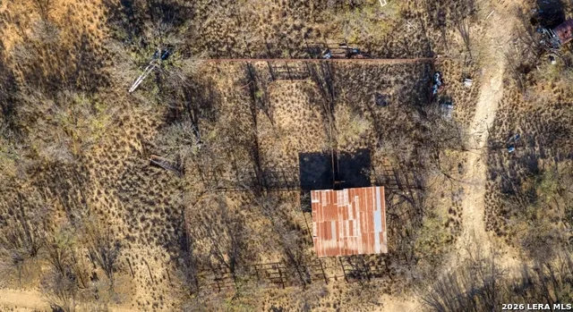 1799 Shumaca Road Carrizo Springs, TX 78834