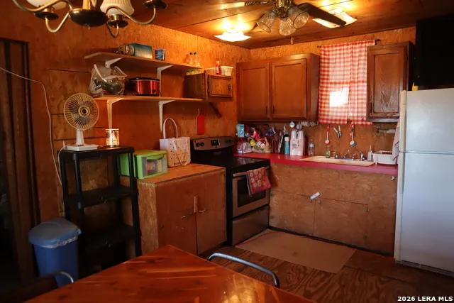 462 Schenk-Witkowski Rocksprings, TX 78880