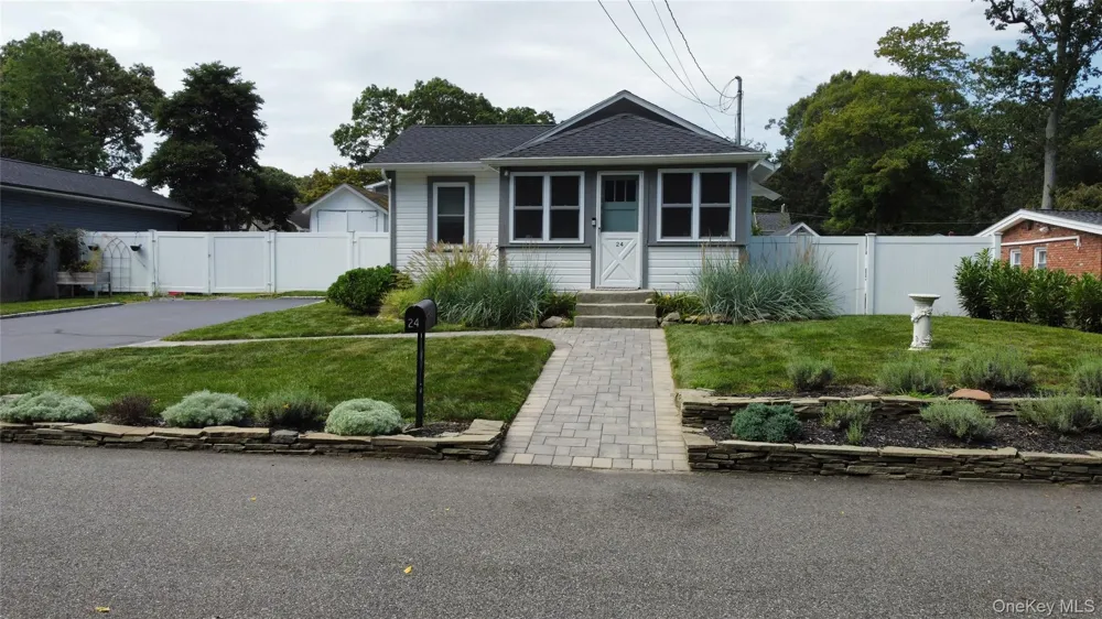 24 Canary Road Rocky Point, NY 11778