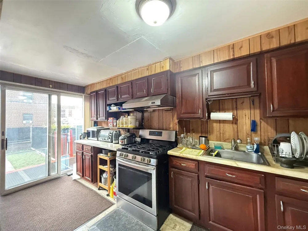 21516 46th Avenue Bayside, NY 11361