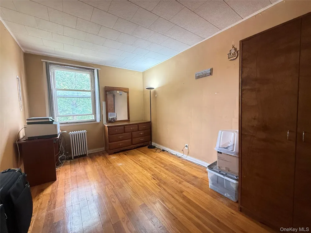 21516 46th Avenue Bayside, NY 11361