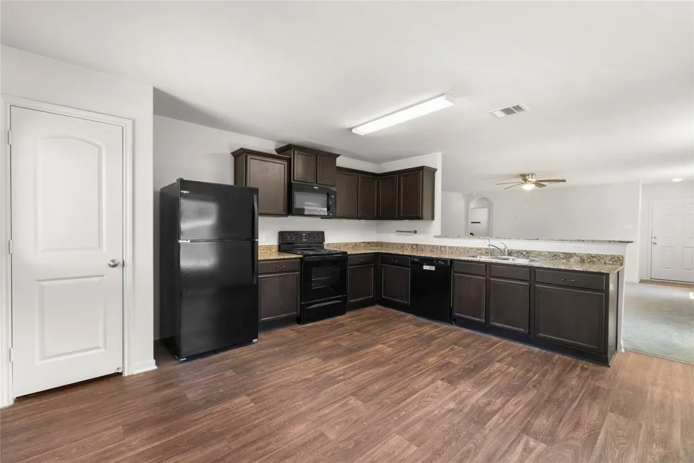 144 Continental Avenue Liberty Hill, TX 78642