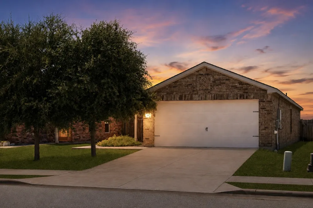 144 Continental Avenue Liberty Hill, TX 78642