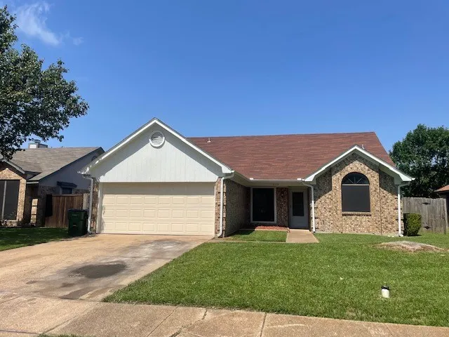 2115 Sunset Drive Balch Springs, TX 75180