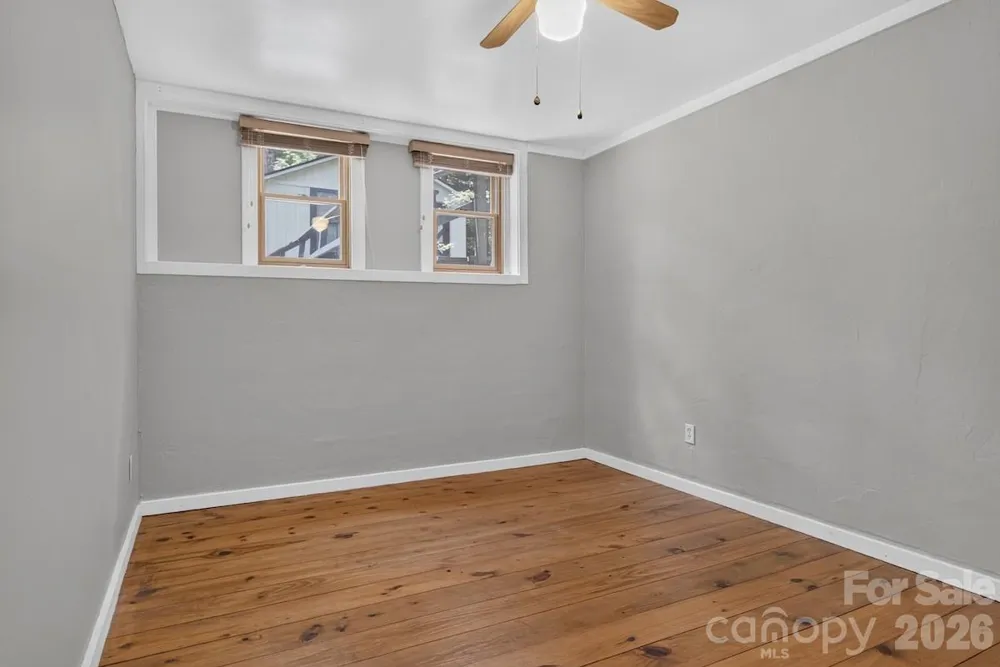 187 Caledonia Road Landrum, SC 29356