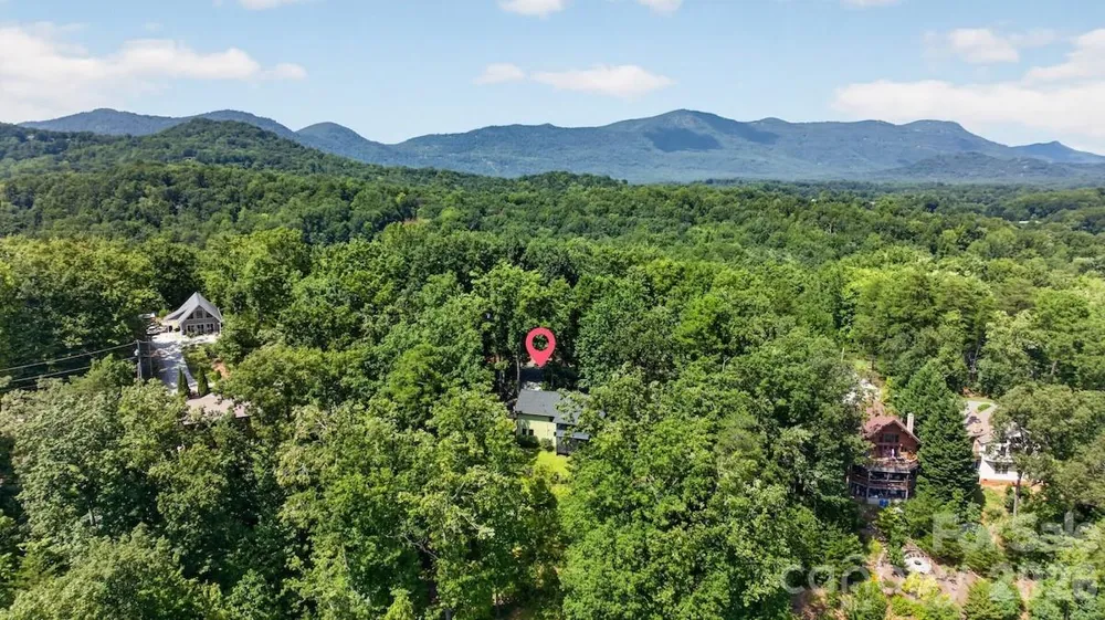 187 Caledonia Road Landrum, SC 29356