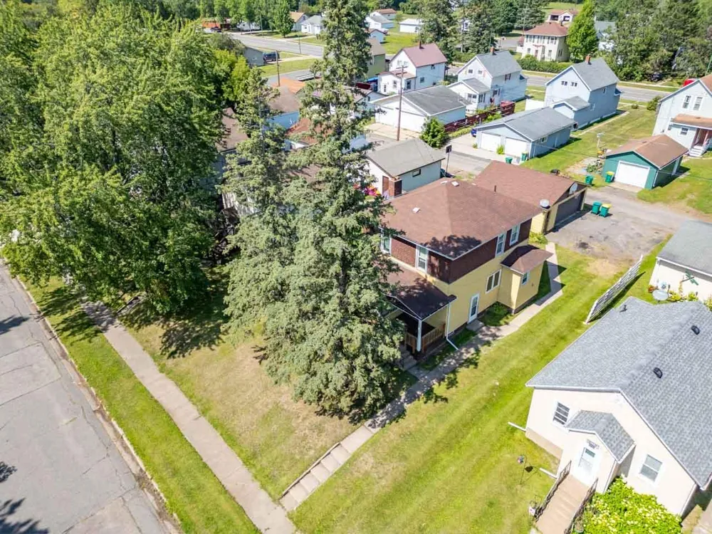 514 W 2nd Avenue Keewatin, MN 55753