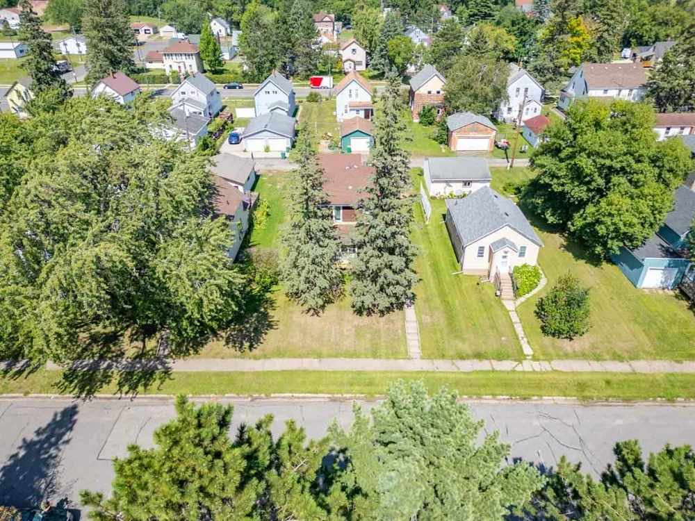 514 W 2nd Avenue Keewatin, MN 55753