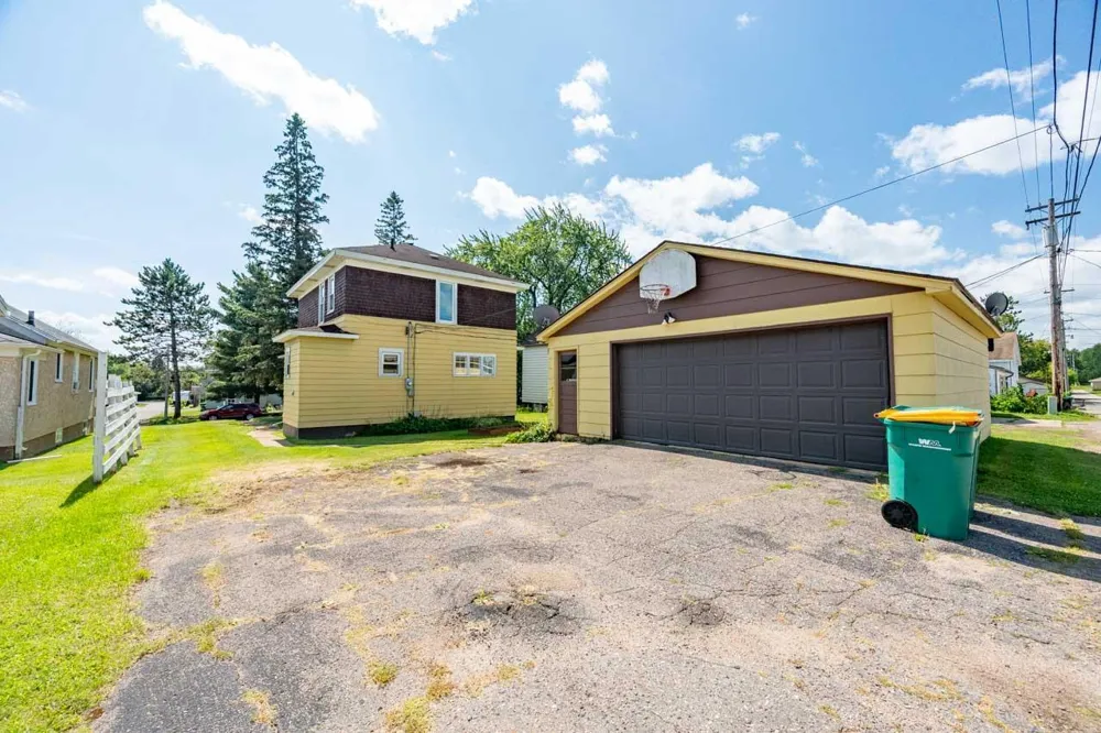 514 W 2nd Avenue Keewatin, MN 55753