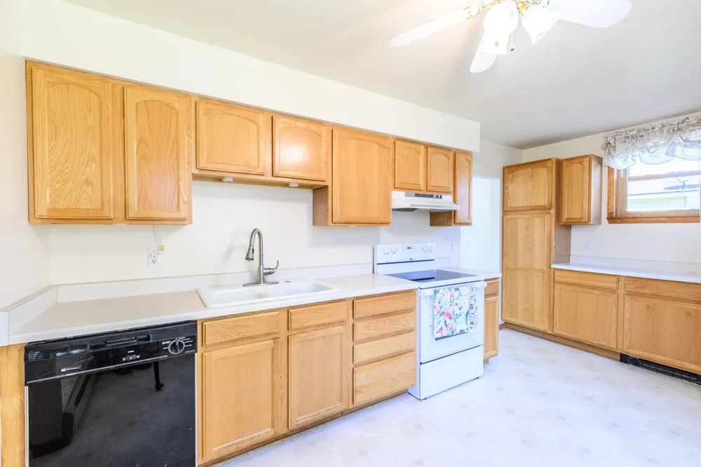 514 W 2nd Avenue Keewatin, MN 55753