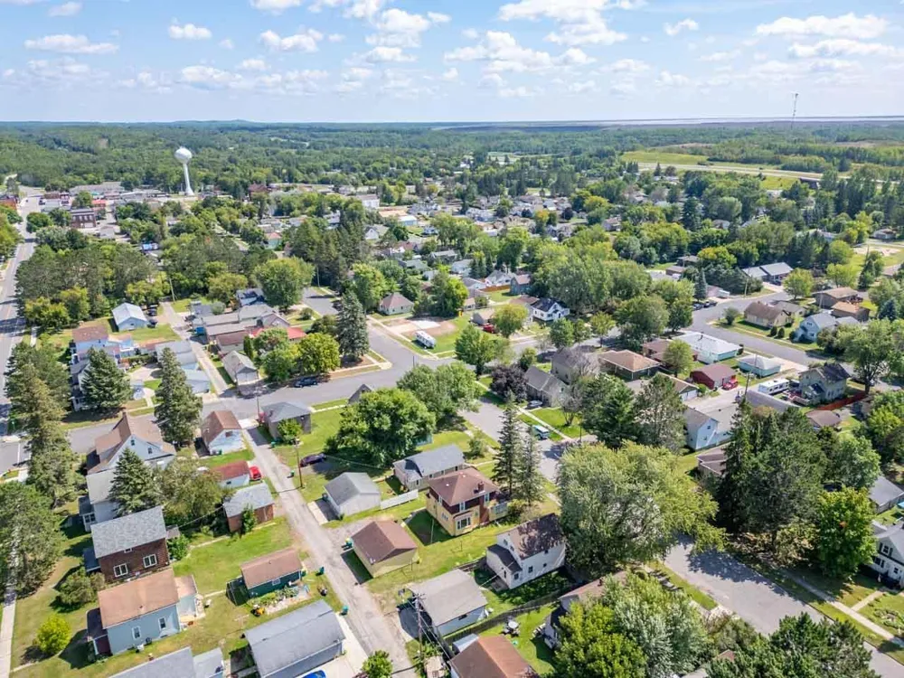 514 W 2nd Avenue Keewatin, MN 55753