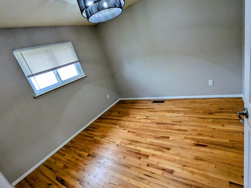 2140 Olive Avenue Lincoln Park, MI 48146
