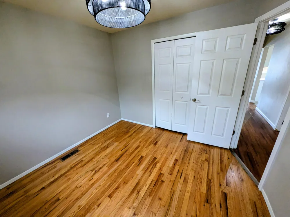 2140 Olive Avenue Lincoln Park, MI 48146