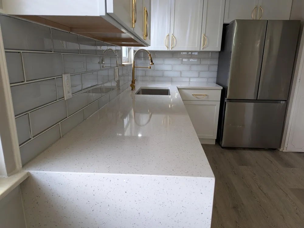 2140 Olive Avenue Lincoln Park, MI 48146