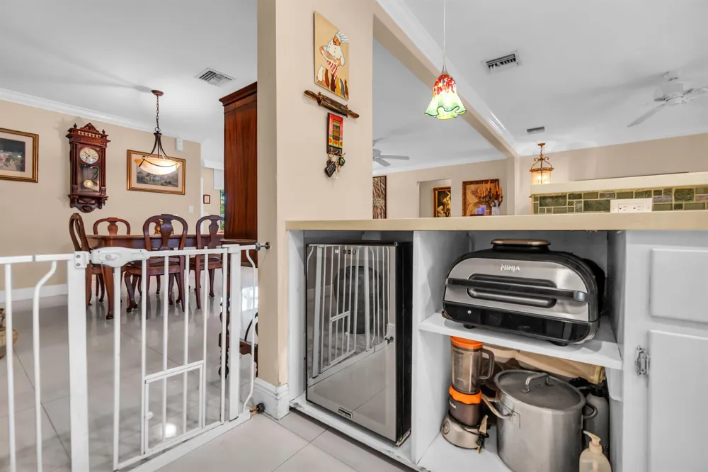 4221 NE 16th Avenue Oakland Park, FL 33334