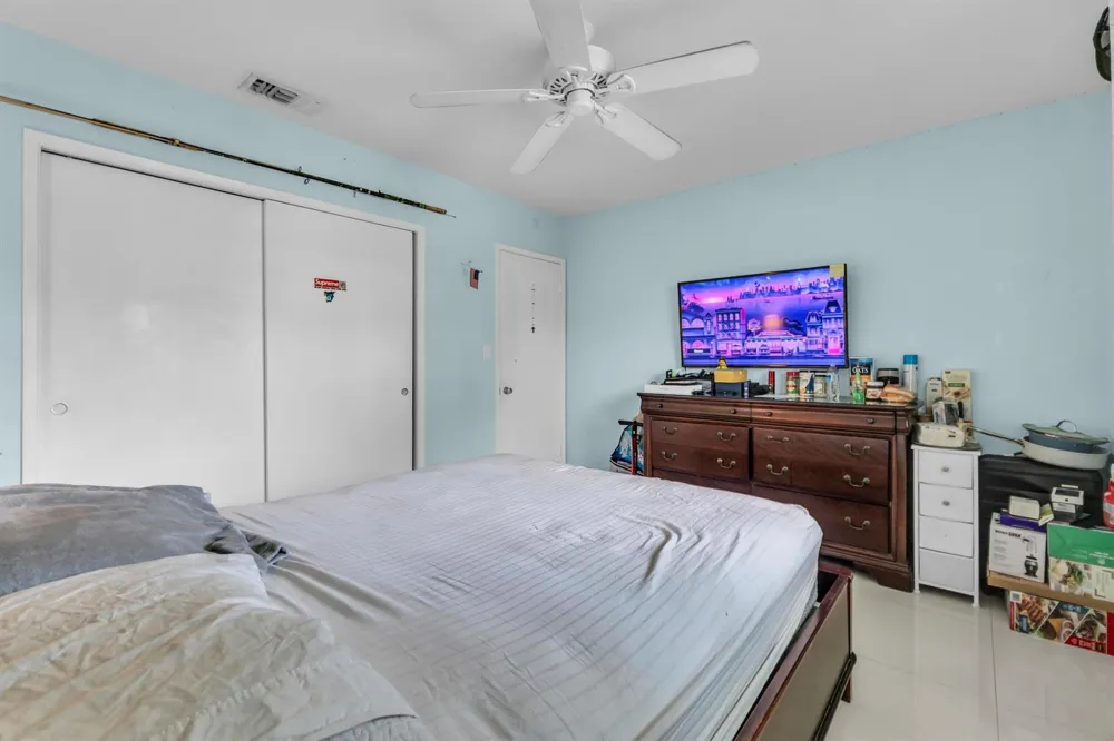 4221 NE 16th Avenue Oakland Park, FL 33334