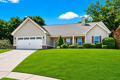 1219 Oak Springs Way