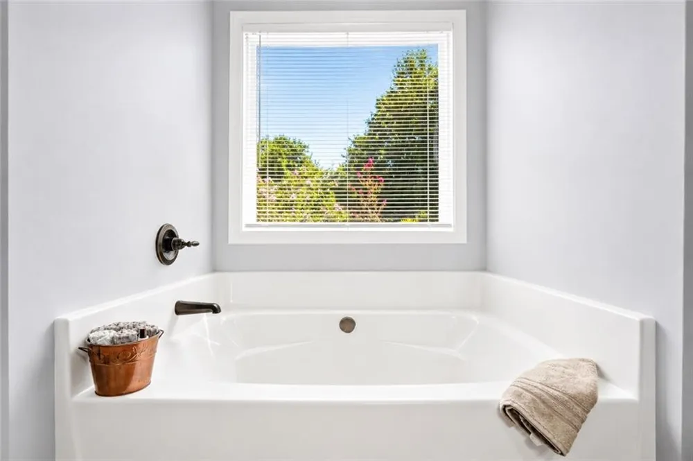 1219 Oak Springs Way Statham, GA 30666